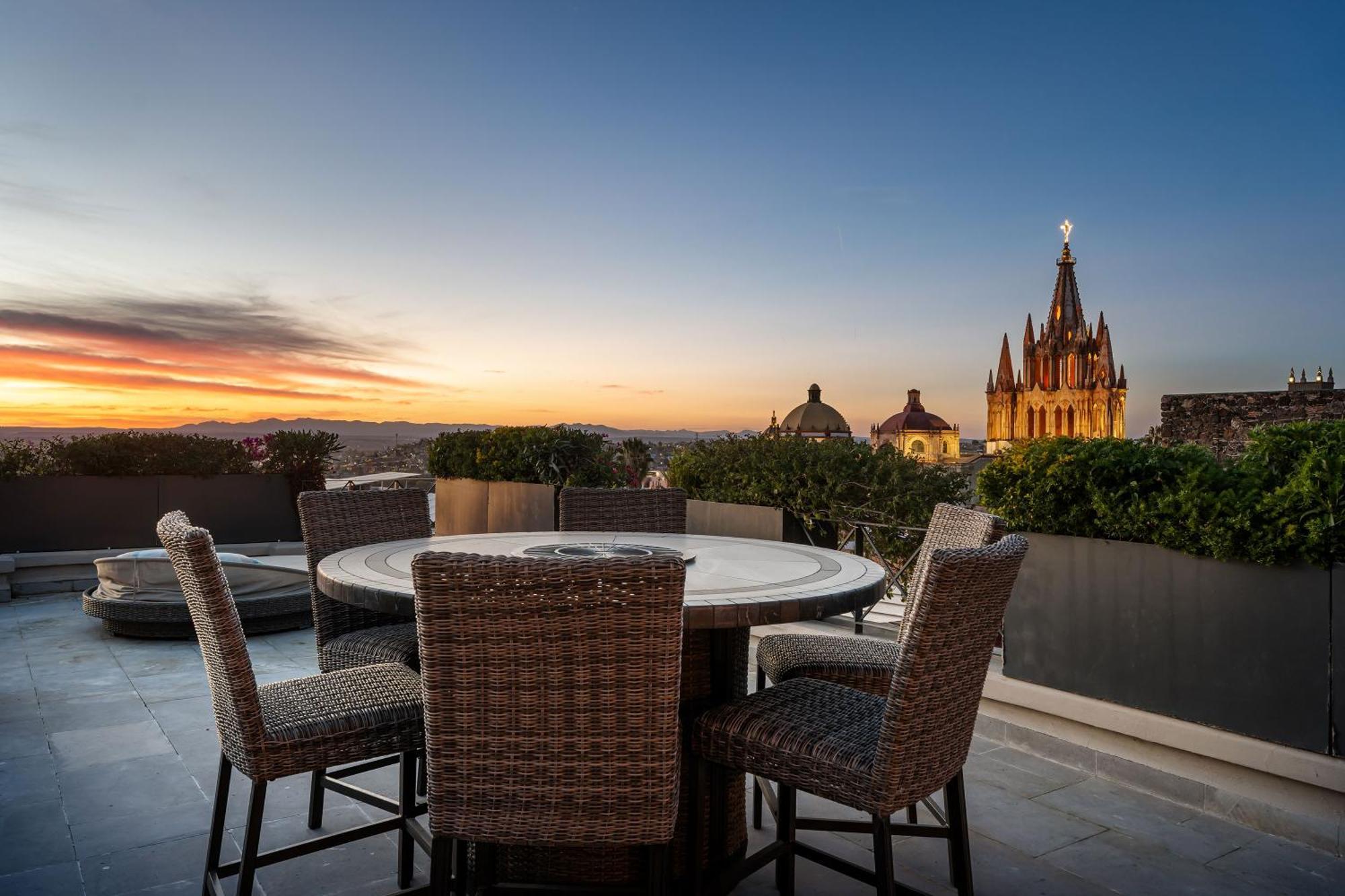 Le Cottage San Miguel De Allende, Modern Luxury In Centro With Pool & Jacuzzi Bagian luar foto