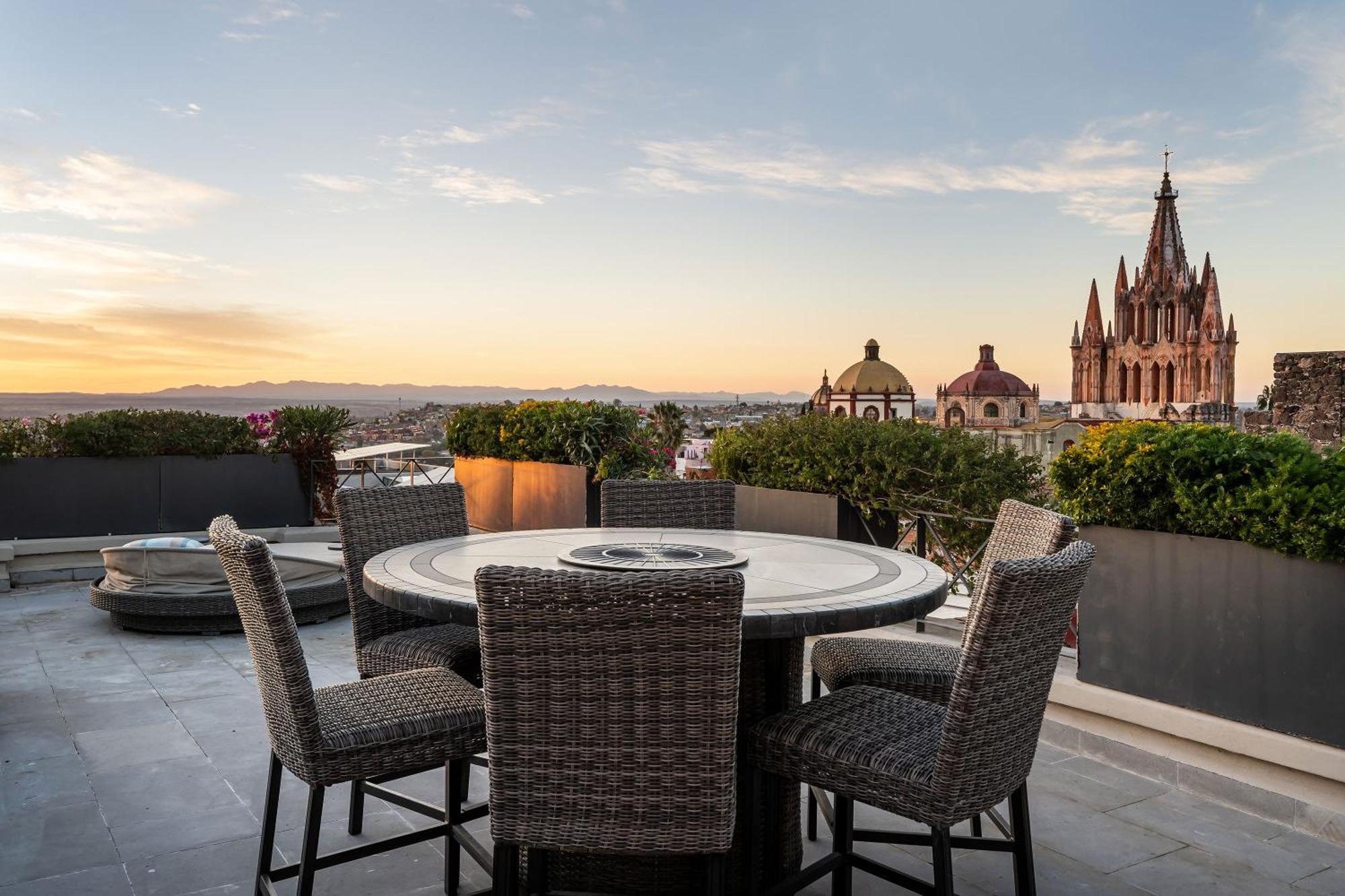 Le Cottage San Miguel De Allende, Modern Luxury In Centro With Pool & Jacuzzi Bagian luar foto
